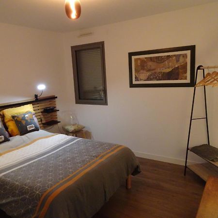 Appartement Calme En Plein Centre Ville Granville Bagian luar foto